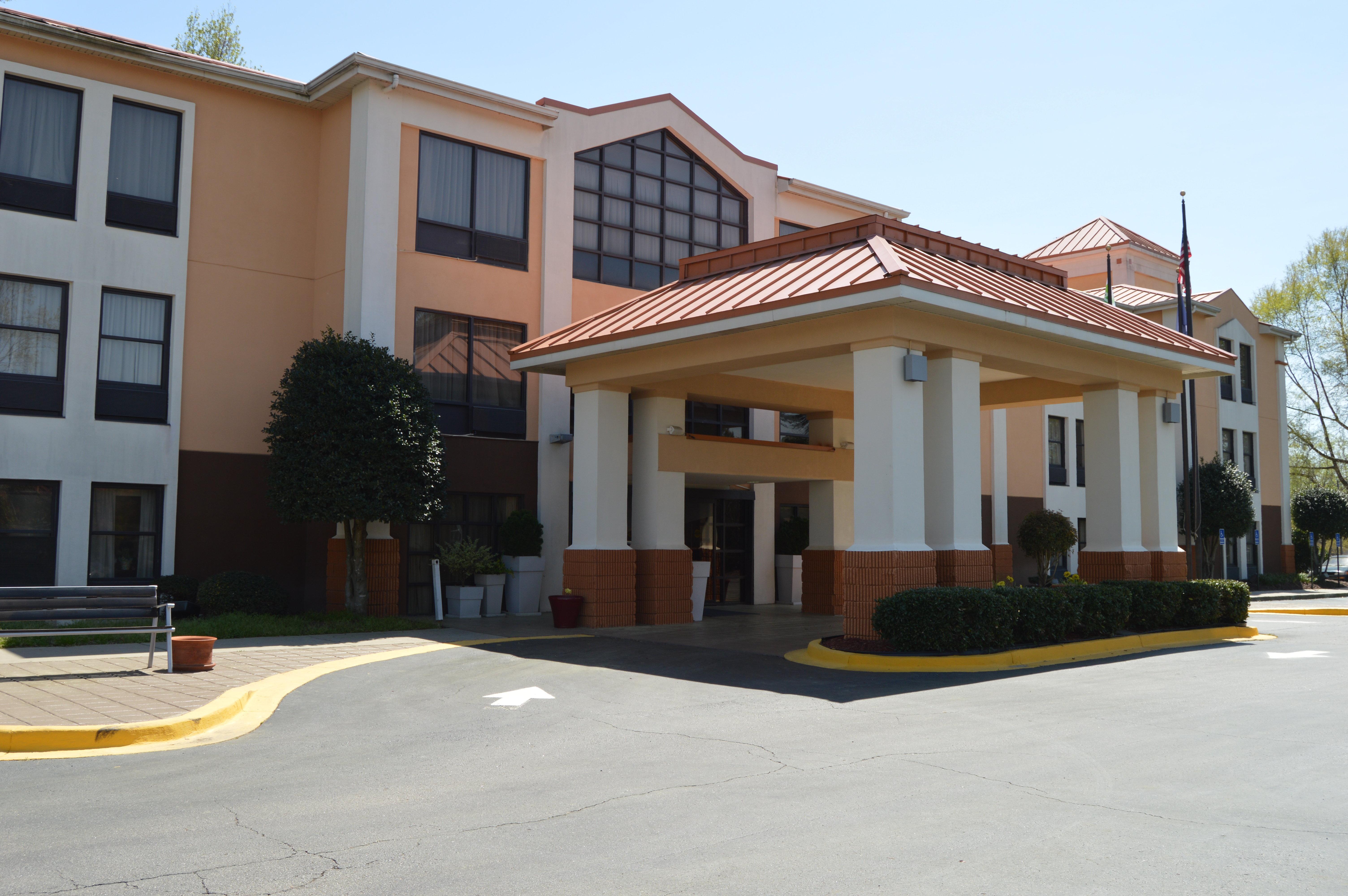 Lexington Inn And Suites Exteriér fotografie