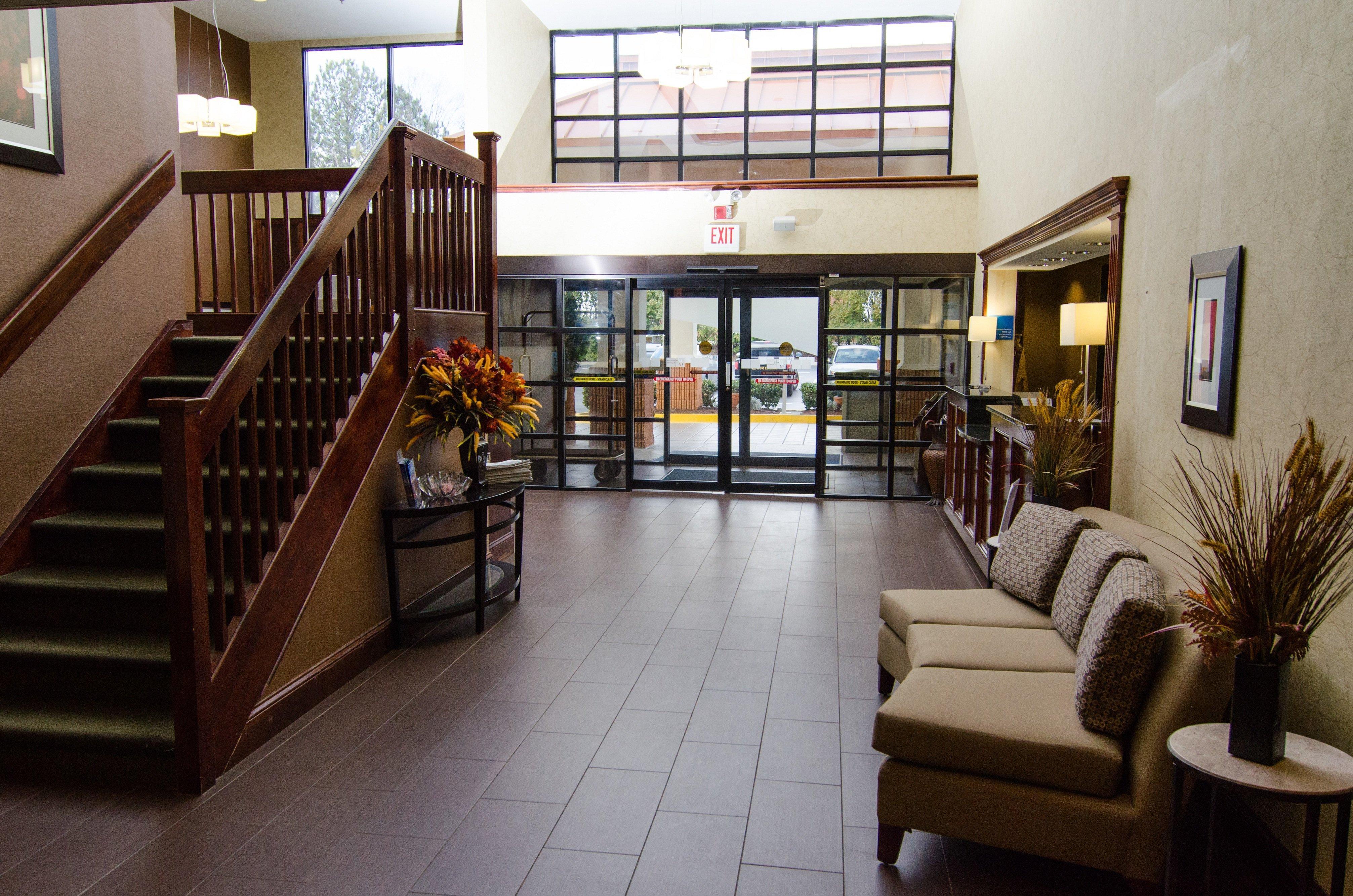 Lexington Inn And Suites Exteriér fotografie